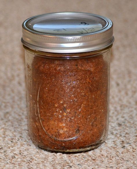 Bread-in-a-Jar - pumpkin, cloves, cinnamon Canning Bread In Jars, Canned Brown Bread, Bread In A Jar, Bread In A Can, Mason Jar Pumpkin, Brown Bread Recipe, Date Nut Bread, Spice Bread, Pumpkin Loaf