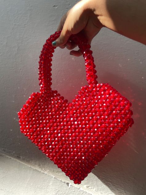 Pearls Purse, Pearl Bags, Beaded Heart, Stylish Work Attire, Pearl Bag, Beaded Bag, Beaded Handbag, Heart Bag, Butterfly Ring