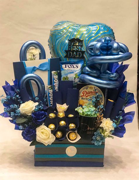 Father's Day Bouquets | Special Gift for Your Father that make his day memorable...For Buy Beautiful Bouquets DM us for more details #floralleaf #fathersday #Fathersday2024 #fatherslove #fathersdaygift #fathersdaygifting #FathersDayGifts2024 #fathersdaygiftideas #floristshop #floristsandflowers #floristnearme #floristshop #floristnearme #floristnearmethatdelivers Flowers Bouquet Gift Boyfriends, Kids Fathers Day Gifts, Fathers Day Gift Basket, Lego Flowers, Fathers Day Gifts Ideas, Stop And Shop, Diy Father's Day Gifts, Flowers Decoration, Florist Shop