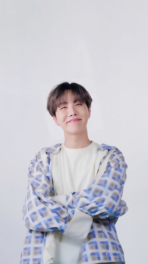 Wallpaper Jhope, J-hope Boyfriend Material, Jhope Bts Wallpaper, Hoseok Wallpaper, Hope Wallpaper, Hobi Bts, Inspirational Quotes Background, Dark Purple Wallpaper, Jhope Cute