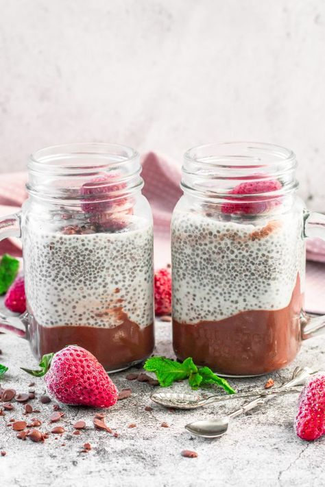 Healthy Pudding Desserts, Silken Tofu Recipes, Tofu Dessert, Tofu Pudding, Tofu Breakfast, Healthy Pudding, Chocolate Chia Seed Pudding, Chocolate Chia Pudding, Dairy Free Chocolate Chips