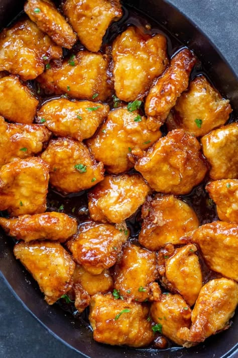 Easy Sweet and Sour Chicken Recipe - Momsdish Sweet Chicken Recipe, Baked Sweet And Sour Chicken Recipe, Sweet And Tangy Chicken, Baked Sweet And Sour Chicken, Yakisoba Noodles, Tangy Chicken, Sweet And Sour Chicken Recipe, Sour Chicken Recipe, Recipe Japanese