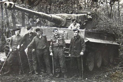 Otto Carius and his crew | Panzertruppen | Flickr Otto Carius, Wwii Propaganda Posters, Mg 34, Tiger Ii, Wwii Photos, Ferdinand Porsche, Tiger Tank, Ww2 Tanks, German Tanks