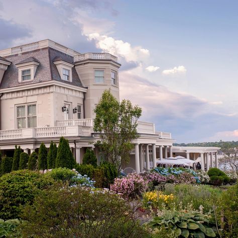 When choosing which storybook New England destination to land on for your honeymoon, allow us to remind you of one pertinent detail that sets Newport, RI apart: John F. Kennedy and Jacqueline Kennedy Onassis wed there. If that doesn’t solidify the “City by the Sea” as the frontrunner, perhaps its Gilded Age mansions and dozens of romantic hotels wi... City By The Sea, Harbor House, Rhode Island Wedding, Romantic Hotel, Most Luxurious Hotels, Historic Mansion, Newport Rhode Island, Newport Ri, Luxury Resort