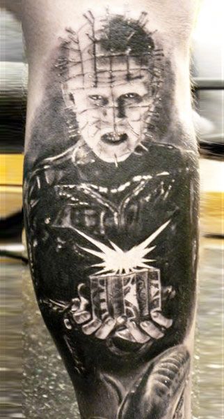 Hell Raiser Tattoo, Hellraiser Tattoo, Tattoo Artist Quotes, Tattoo Nightmares, Hell Raiser, Horror Movie Tattoos, Movie Tattoo, Movie Tattoos, Pin Head