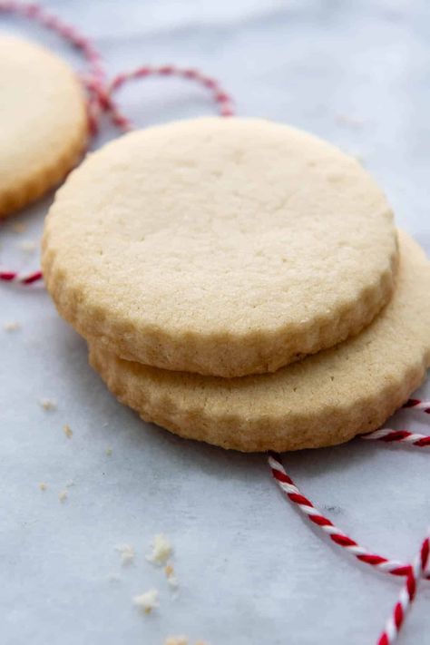 Girl Scout Shortbread Cookie Recipe, Gf Shortbread, Cookies No Bake, Gluten Free Biscotti, Gluten Free Shortbread Cookies, Vegan Shortbread Cookies, Vegan Shortbread, Gluten Free Shortbread, Shortbread Cookies Easy