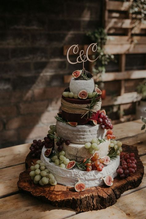 Unique Wedding Food Ideas, Wedding Cakes Made Of Cheese, Beaded Bridesmaid Dresses, Unique Wedding Food, Woodland Wedding Cake, Cheese Tower, Alternative Wedding Cakes, Cheesecake Wedding Cake, Wedding Food Ideas