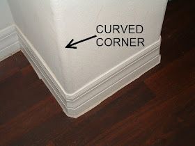 Rounded Corners On Walls, Room Molding, Trim Molding Ideas, Indoor Designs, Modern Baseboards, Trim Carpentry, Narrow Boats, Cabinet Trim, Floor Makeover