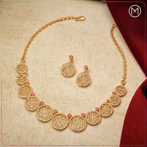 Gold Pendent Set Indian Latest, Malabar Gold Jewellery Necklaces Simple, Malabar Gold Jewellery Necklaces, Indian Bridal Jewellery Set, Malabar Gold Jewellery, Gold Necklace Bridal, Latest Jewellery Designs, Jewelry Necklace Simple, Bridal Jewellery Set