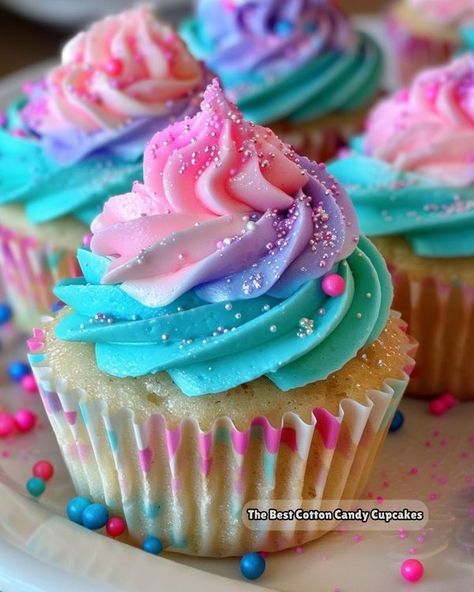 Rainbow Colored Cupcakes, Candles Dessert, Sweetie Cupcakes, Buttercream Tutorials, Cotton Candy Cupcakes, Bakery Style Cake, Blue Snacks, Candy Cupcakes, Funfetti Cupcakes