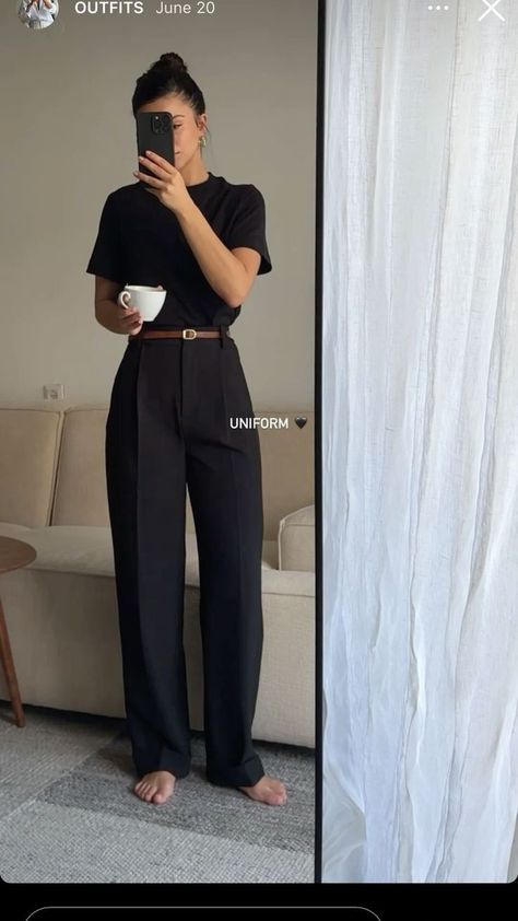 Bussines Casual Woman Outfit, Casual Woman Outfit, Bussines Casual Woman, Slacks Outfit, Outfit Pants, Pants Korean, Woman Outfit, Outfit Styles, Black Slacks