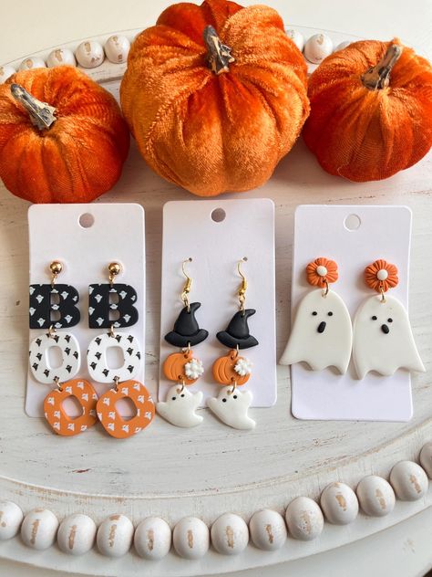 3 pairs of fun Halloween earrings!  * Ships out the next day for faster arrival times  * You will receive all 3 earrings in photo  * Free domestic shipping  * We have been selling earrings for some time now at events. If you have any questions or concerns about your order, please reach out to us first! Halloween Earrings Diy, Fun Halloween Earrings, Fimo Halloween, Witch Hat Earrings, Selling Earrings, Polymer Clay Halloween, 3 Earrings, Ghost Earrings, Earrings Halloween