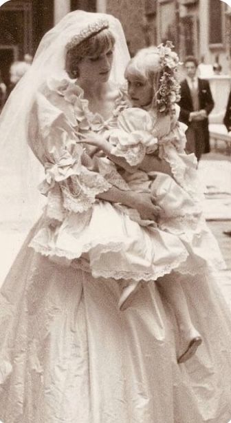 Princess Diana Wedding, Diana Wedding, Princess Diana Fashion, Princess Diana Family, Princess Diana Photos, Princess Diana Pictures, Princes Diana, Diana Fashion, Nail It