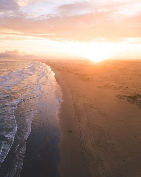 Anna Bay, NSW | AUSTRALIA   ◎ By: @charlieiphotography  #coastlinelovers #wheretheseameetsthesand #lifesbetteratthebeach #coastline #beaches Shoal Bay, Nsw Australia, 2024 Vision, Outdoor Living, Vision Board, Australia, Water