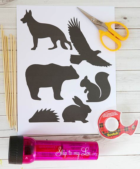 DIY Animal Silhouettes for Shadow Puppets - My kids are going to love these! Forest Animals Preschool, Animal Shadow, Shadow Activities, Forest Crafts, Shadow Theatre, Puppets For Kids, Skip To My Lou, Puppets Diy, Nocturnal Animals