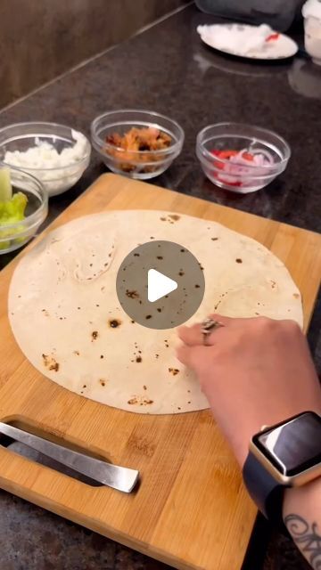 Healthy Wrap, Food Reels, Frosty Recipe, Pizza Wraps, Healthy Wraps, Break Fast, Seafood Dinner, Wrap Recipes, Healthy Snacks Recipes