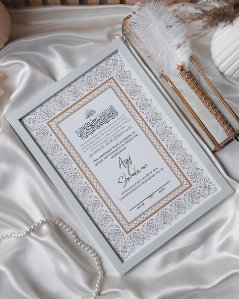 Nikkah Papers Aesthetic, Nikkah Nama Design Background Aesthetic, Nikah Nama Frame Design, Nikkah Nama Frame, Nikkah Certificate Border, Foto Wedding, Clip Art Frames Borders, Wedding Card Frames, Social Quotes