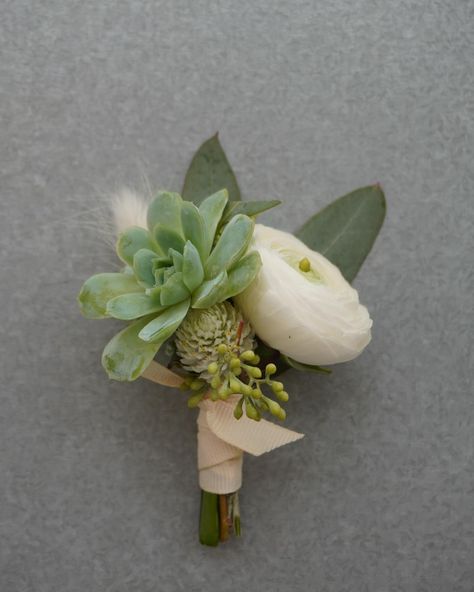 School Dance Season is just around the corner! 🌟 Get ready to make a statement with our beautifully crafted corsages and boutonnieres, perfect for adding that extra touch of elegance to your special night 💐Whether you’re going for classic, modern, or something totally unique, we’ve got you covered! You can easily order online or visit us in person to design the perfect floral accessories for your big event! Let us help you create unforgettable memories🤩 • • #schooldance #homecoming2024 #hi... Modern Corsage, School Dances, Floral Accessories, Around The Corner, Boutonniere, Floral