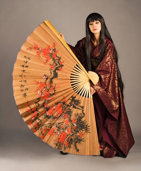 Buda Zen, Aesthetic Objects, Recycled Dress, Chinese Aesthetic, Antique Fans, Folding Hand Fan, Japanese Fan, Giants Fans, Blue Orchids