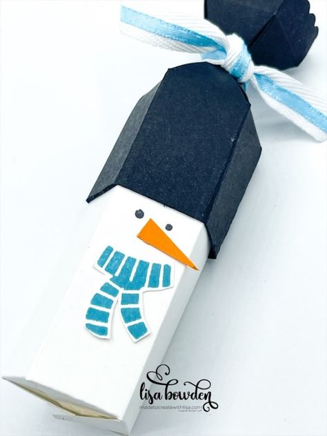 Snowman Box with the Cracker & Treat Box Dies - Made to Create with Lisa Treat Box Template, Christmas Treats Holders, Christmas Craft Fair, Treat Holder, Treat Box, Christmas Packaging, 3d Christmas, Pretty Packaging, Box Template