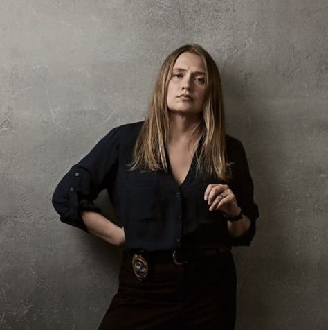 Merritt Wever, Loyal Person, Real Beauty, Girl Crush, Celebrity Crush, Actresses, Celebrities, Beauty