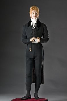 male servant clothing - Google Search Regency Mens Fashion, Black Tie Tuxedo, White Waistcoat, Beau Brummell, Riding Boots Fashion, Country Attire, Formal Evening Wear, Regency Fashion, Manama