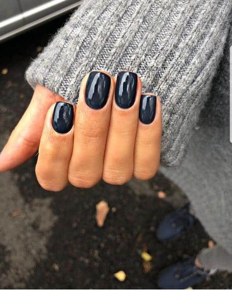 10 Popular Fall Nail Colors for 2019 - An Unblurred Lady Glossy Nails, Cute Nail Colors, Navy Nails, Color For Nails, Nail Colors Winter, Her Nails, Super Nails, Dark Nails, Popular Nails