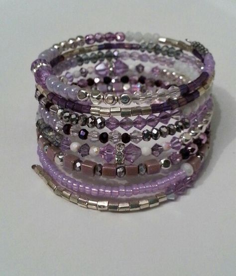 Purple memory wire bracelet Memory Bracelet, Memory Wire Jewelry, Memory Wire Wrap Bracelets, Wire Jewelry Rings, Beaded Memory Wire Bracelets, Beaded Memory Wire, Wire Bracelets, Easy Jewelry, Memorial Bracelet