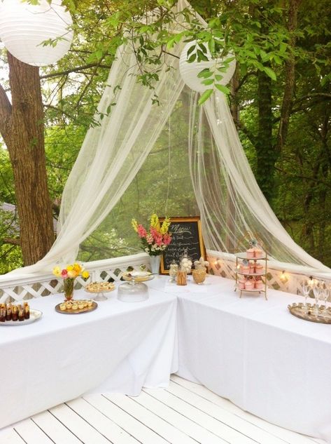 Backyard Bridal Showers, Outdoor Bridal Showers, Table Presentation, Party Seating, Garden Bridal Showers, Vintage Bridal Shower, Bridal Shower Food, Bridal Tea, Vintage Tea Party