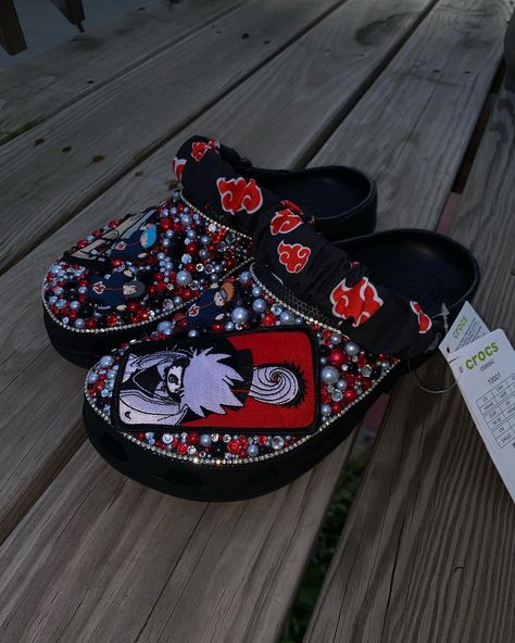 ‼️‼️‼️AVAILABLE NOW LINK IN BIO‼️‼️‼️ Akatsuki Theme Customs with 1 Charm of your choice then a randomized one (Adult Full Bling w/ Fabric) Croc Bedazzle, Crocs Custom, Crocs Diy, Bedazzled Crocs, Taylor Swift Shoes, Custom Crocs, Rhinestone Projects, Hacks Clothes, Diy Rhinestone