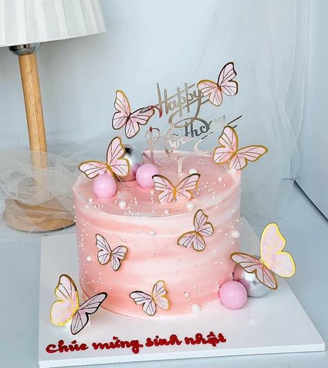 Kek Birthday, Butterfly Theme Cake, Debut Cake, Korea Cake, Rose Cake Design, Green Birthday Cakes, Girly Birthday Cakes, Pirate Ship Cakes, Cake Designs For Kids