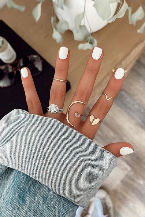 White Nail Ideas, milk white nails, short white nails, short nails, classy nails White Shorties Nails, Classy 4th Of July Nails, Short White Nails, White Nail Ideas, White Short Nails, Red And Gold Nails, White Gel Nails, White Manicure, Nails Classy