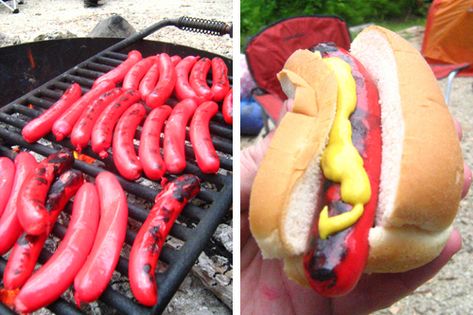 Red Hot Dogs, Street Vendors, Sandwich Shop, Red Snapper, Sandwich Shops, Barbecue Recipes, Red Food, Slice Of Bread, Best Restaurants