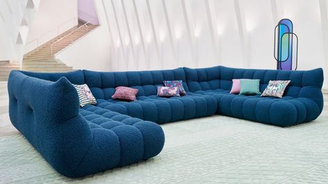 Sofa Roche Bobois, Bedroom Furniture Inspiration, Fabric Sofa Design, Large Sectional Sofa, Sofa Inspiration, Fabric Sectional Sofas, Dining Table Accessories, Roche Bobois, Outdoor Furniture Sofa