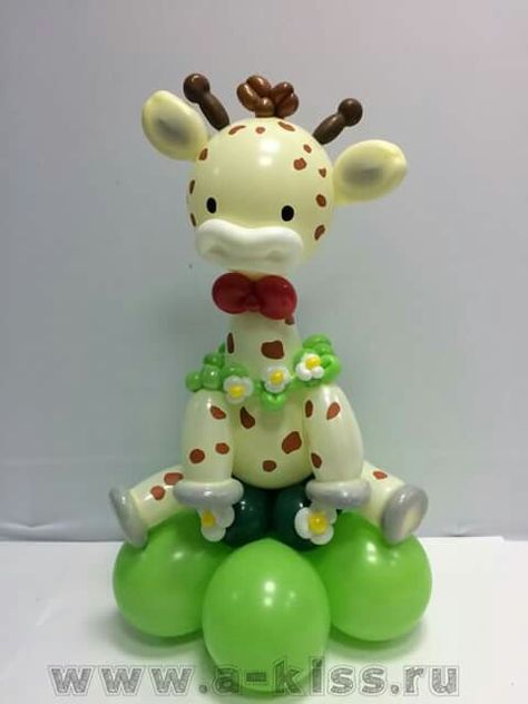 Balloon Giraffe, Giraffe Crafts, Baby Birthday Decorations, Balloon Garland Diy, Balloon Modelling, Halloween Balloons, Diy Balloon Decorations, Balloon Sculptures, Balloon Design