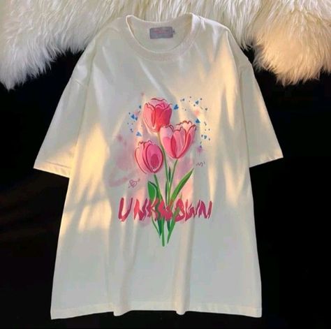 Oversized T Shirt Outfit Korean, Flower Balloons Diy, Tshirt Aesthetic, Trendy Shirt Designs, Outfit Korean, Future Clothes, College Shirts, Shirt Design Inspiration, Easy Trendy Outfits