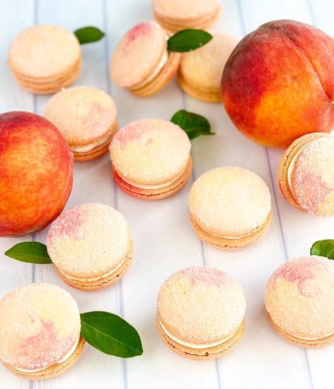 Pbj Macarons, Pig Macarons, Peach Macaron, Cream Macarons, Peach Baby Shower, Macaron Flavors, Peaches And Cream, French Macarons, Peaches N Cream