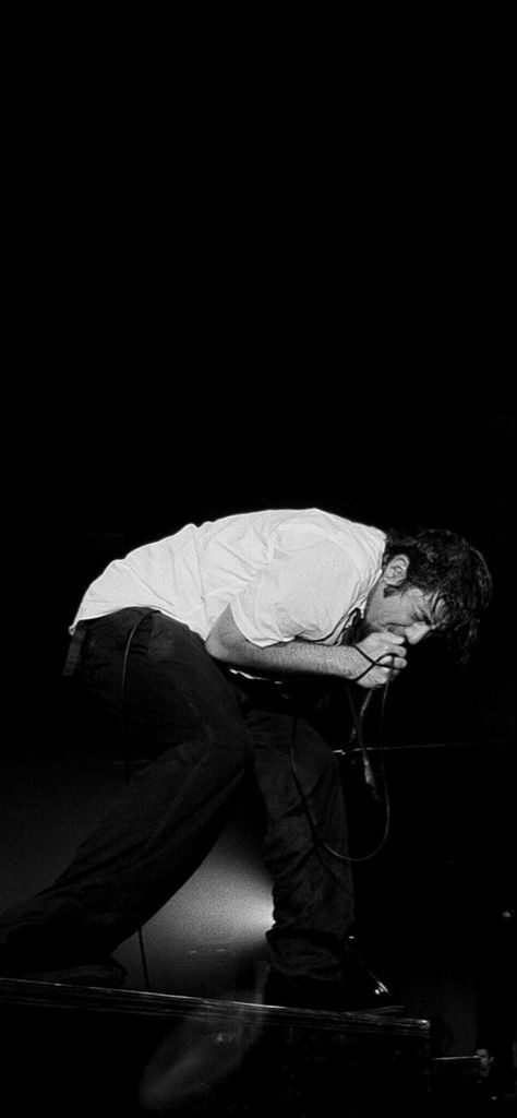 Chino Moreno Wallpaper Iphone, Deftones Phone Wallpaper, Deftones Wallpaper Aesthetic, Deftones Lockscreen, Chino Moreno Wallpaper, Deftones Aesthetic Wallpaper, Deftones Background, Deftones Core, Deftones Wallpaper Iphone