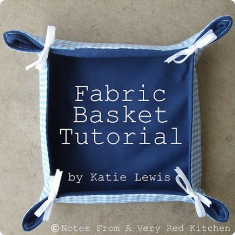 17 Free Projects to Sew for Your Kitchen - Jacquelynne Steves Fabric Tray, Återvinna Jeans, Sewn Gifts, Fabric Basket Tutorial, Basket Tutorial, Diy Tray, Fabric Bowls, Fabric Basket, Costura Diy