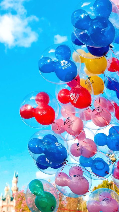 Disney Backgrounds, Background Disney, Disney Parque, Disney Balloons, Disney World Pictures, Mickey Balloons, Wallpaper Disney, Disney Background, Disney Nerd