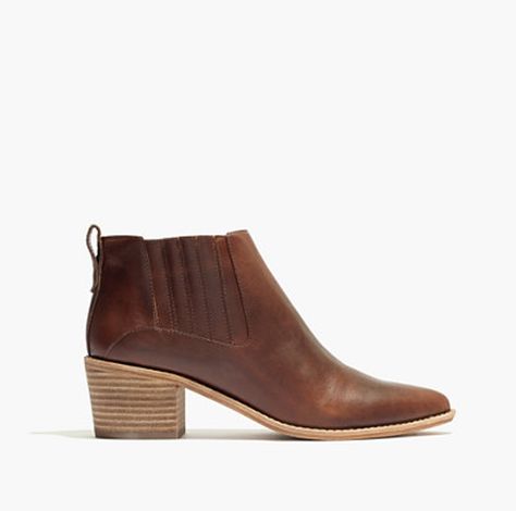 10 Heeled Booties For Fall That Don’t Sacrifice Comfort For Style Western Boot Outfit, Short Western Boots, Short Cowboy Boots, Boots Cowboy, Sandals Flats, Western Booties, Madewell Shoes, Shoes Summer, Boots Ankle