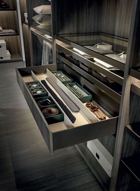 Storage System Shoe Storage Design, Male Bedroom, Faceless Aesthetic, No Closet Solutions, Built In Cupboards, Luxury Closets Design, Wardrobe Room, Closet Layout, Mens Bedroom