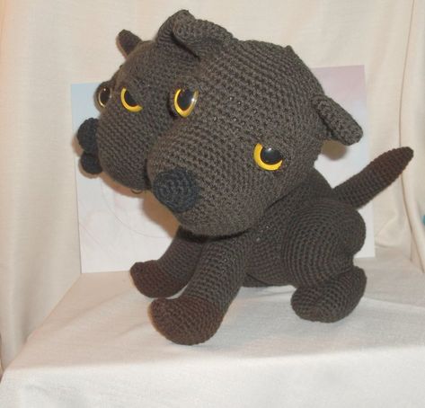 Cerberus Crochet Pattern, Crochet Cerberus, Fabric Craft, Side View, Crochet Ideas, Mythical Creatures, Fabric Crafts, Crochet Projects, Crochet Pattern