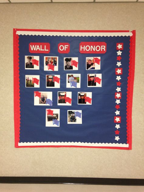 Inviting students and staff to bring in pictures of loved ones who are also veterans to make a wall of honor for Veterans Day Veterans Day At School, Veterans Day Wall Of Honor, Veterans Day Celebration At School, Veterans Wall Of Honor Ideas, Veterans Decorations, Veterans Day Bulletin Board Ideas, Veterans Day Display, Memorial Wall Ideas, Veterans Day Program Ideas