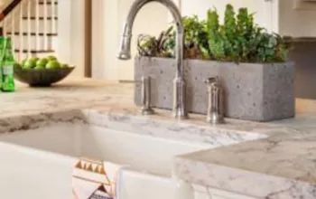 Need ideas for a backsplash for a center island sink | Hometalk Island Kitchen Sink Ideas, Kitchen Island Sink Organization, Island Sink Organization, Island Sink Decor, Kitchen Island With Sink Decor, Kitchen Sink Island, Sink In Island Kitchen, Sink Island, Island Sink