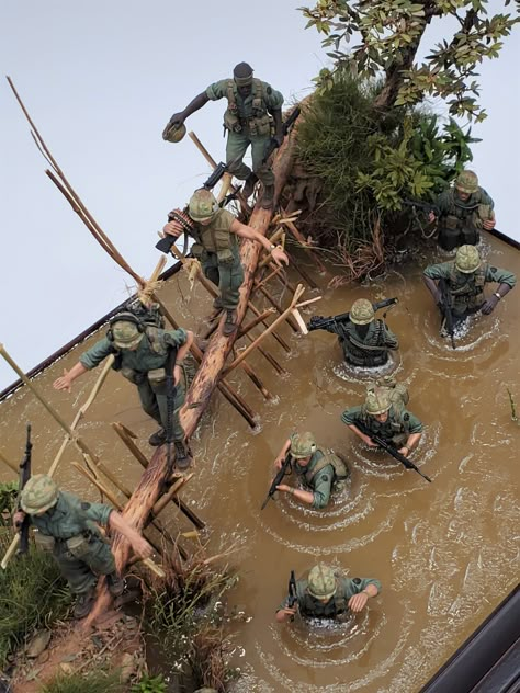 Figure Diorama, Scale Model Building, Brown Water, Military Drawings, Military Action Figures, Military Artwork, Combat Art, Model Tanks, Military Figures