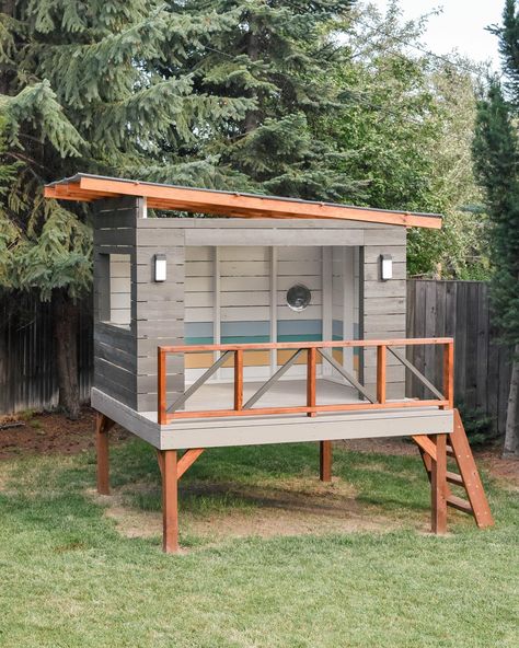 Cozy Chic Basement Reno with Exposed Painted Joists & Wood Tile Floors Playhouse Diy, Modern Playhouse, Diy Patio Table, Exterior Wood Stain, Tree House Diy, Diy Playhouse, Build A Playhouse, Cubby House, Deck Paint