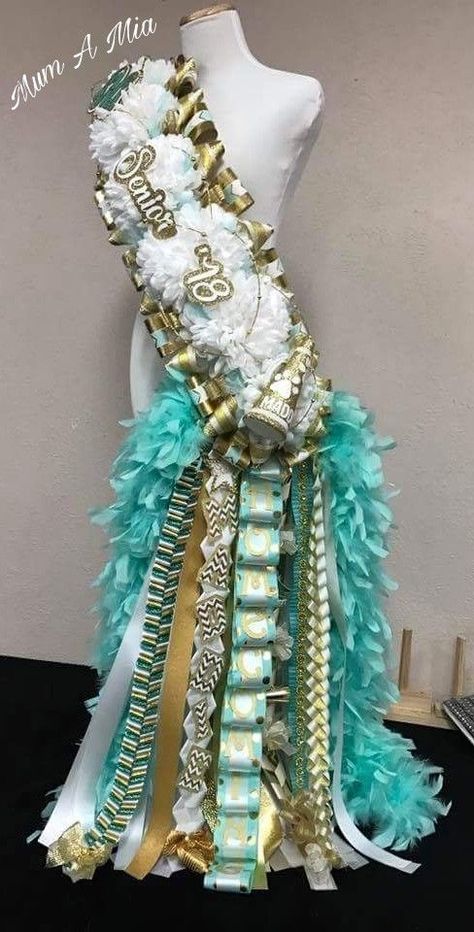 Big Homecoming Mums, Unique Homecoming Mums, Mums Homecoming Senior, Texas Mums, Homecoming Mums Senior, High School Homecoming, Homecoming Corsage, Texas Homecoming Mums, Homecoming Freshman