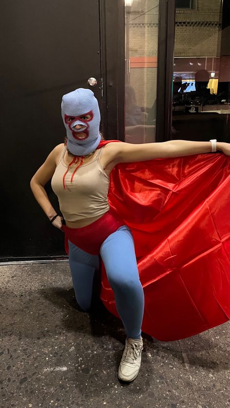 Nacho Libre Group Costumes, Nacho Libre Costume For Women, Pregnant Couple Halloween Costumes, Nacho Libre Costume, Nacho Libre, Cholo Style, Couple Costume, Pregnant Couple, Halloween Costumes Makeup