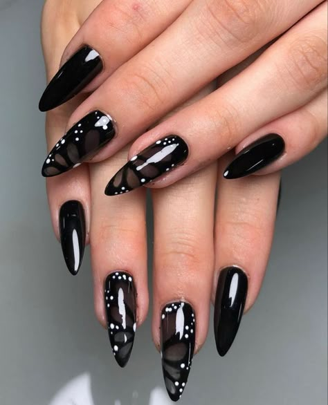 Sophisticated Nail Designs, Black Almond Nails, Ideas Uñas, Black Acrylic Nails, November Nails, Black Nail Designs, Spooktacular Halloween, Her Nails, Halloween Nail Designs